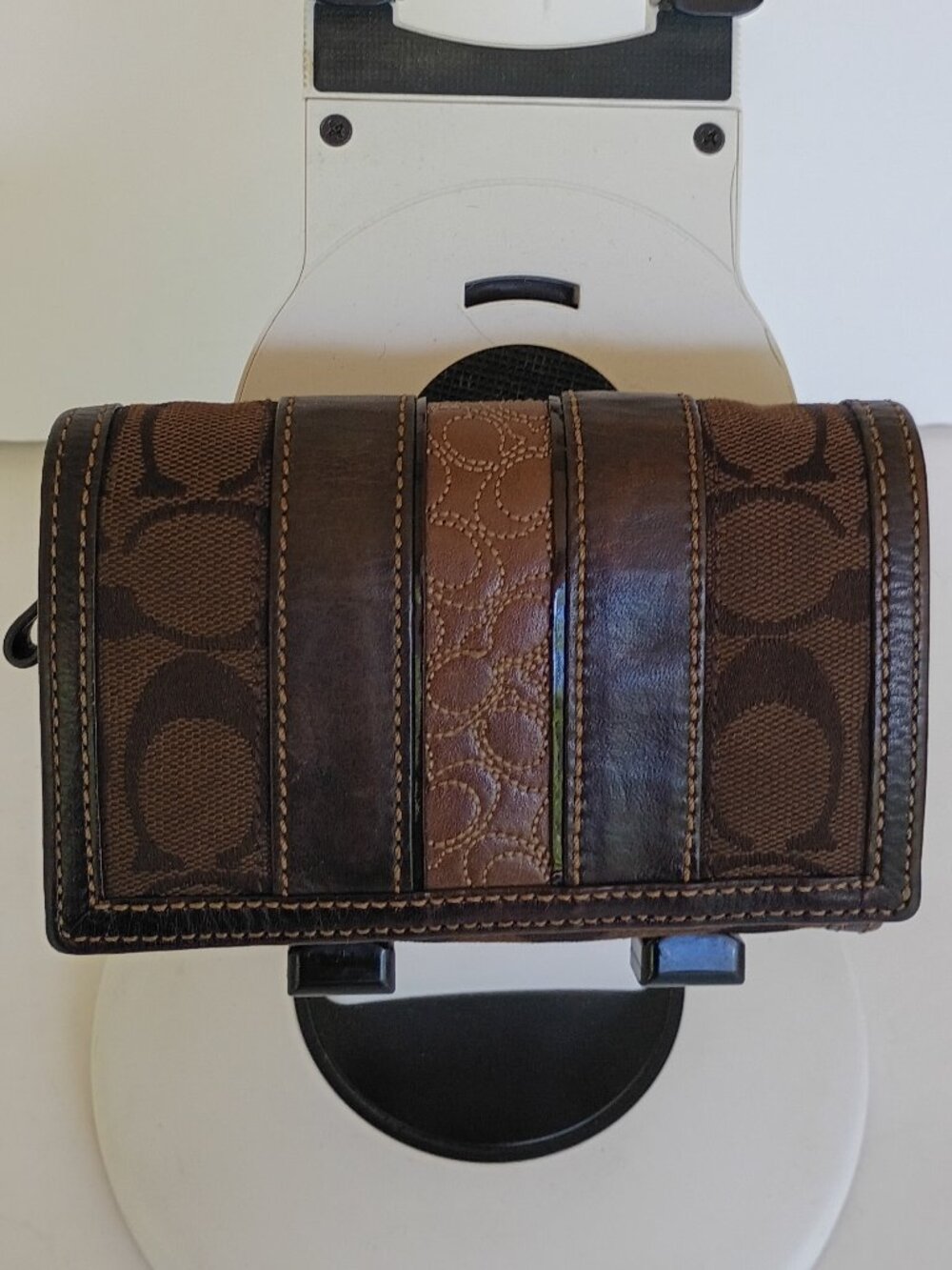 Coach Hampton Brown Leather and Brown Signature Bifold Wallet Vintage Y2K